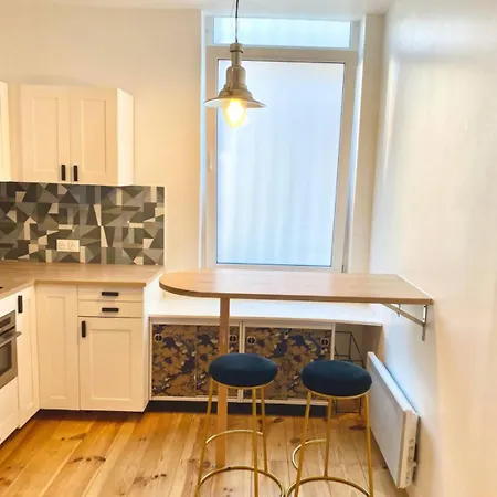 Appartement Elegant - Proche Quartier Coty Hyper Centre Int *